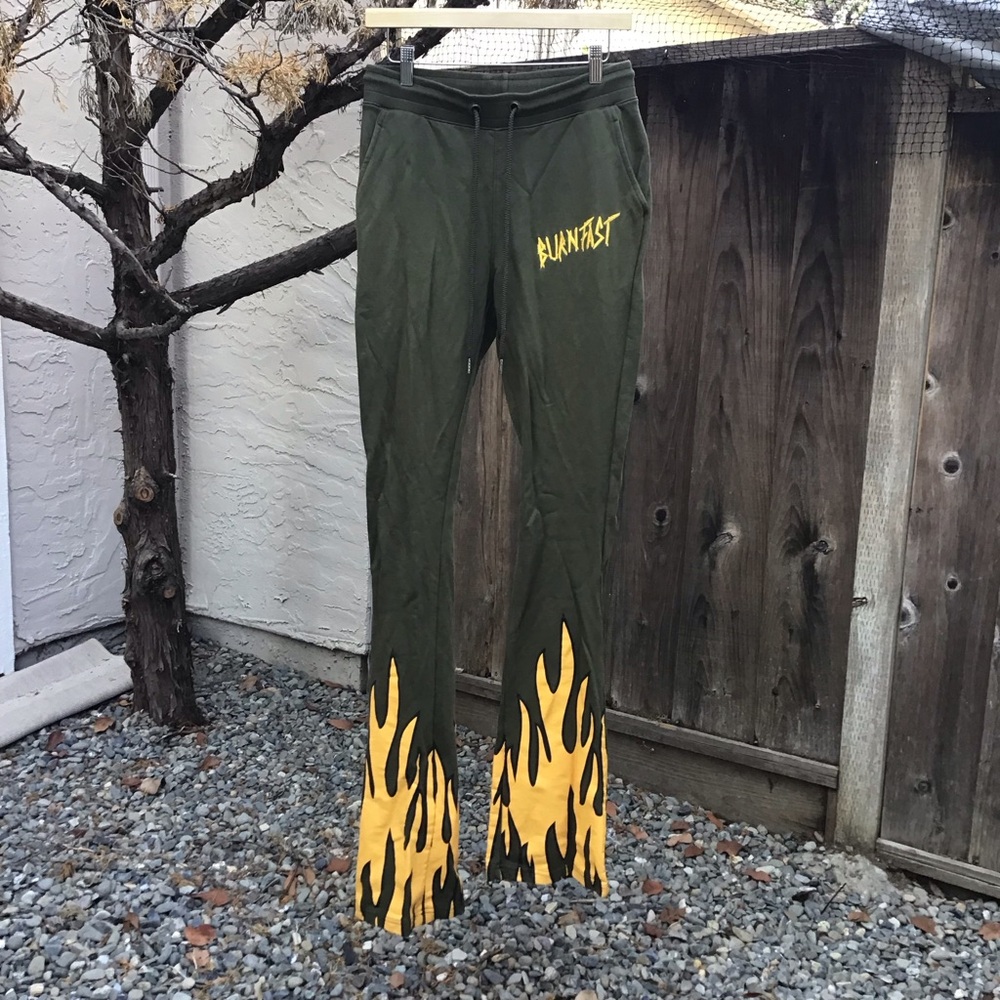 Focus Jeans Flame Graphic Sweatpants – Olive Green / Yellow Flames – Size M
